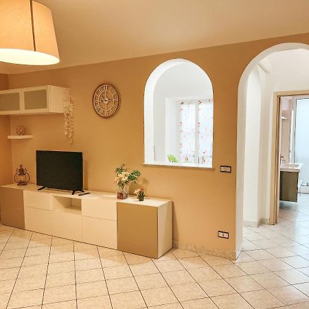 La Casa Di Ania Villa Savona Bagian luar foto